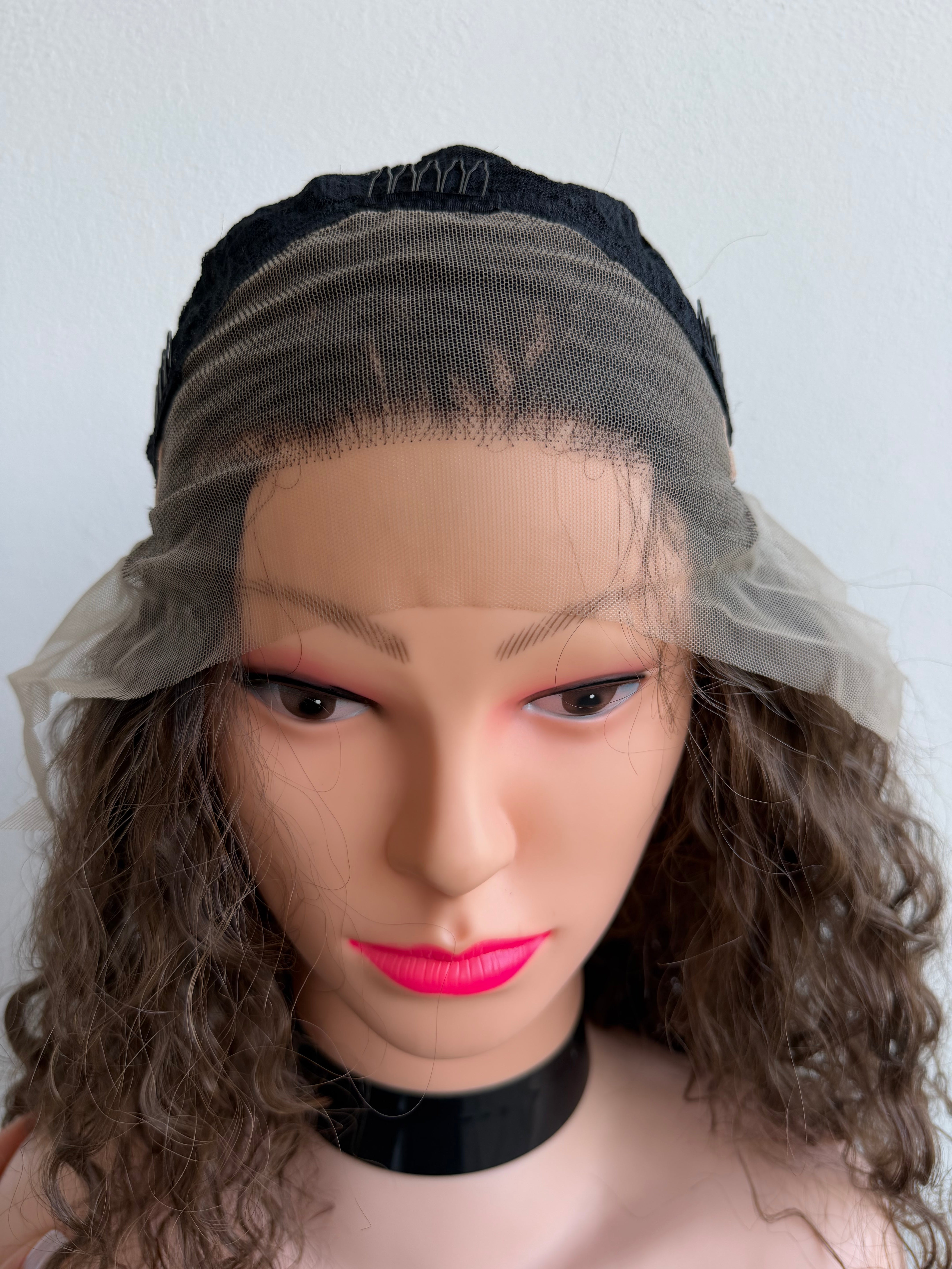 Rebecca Castana - Wig lace front