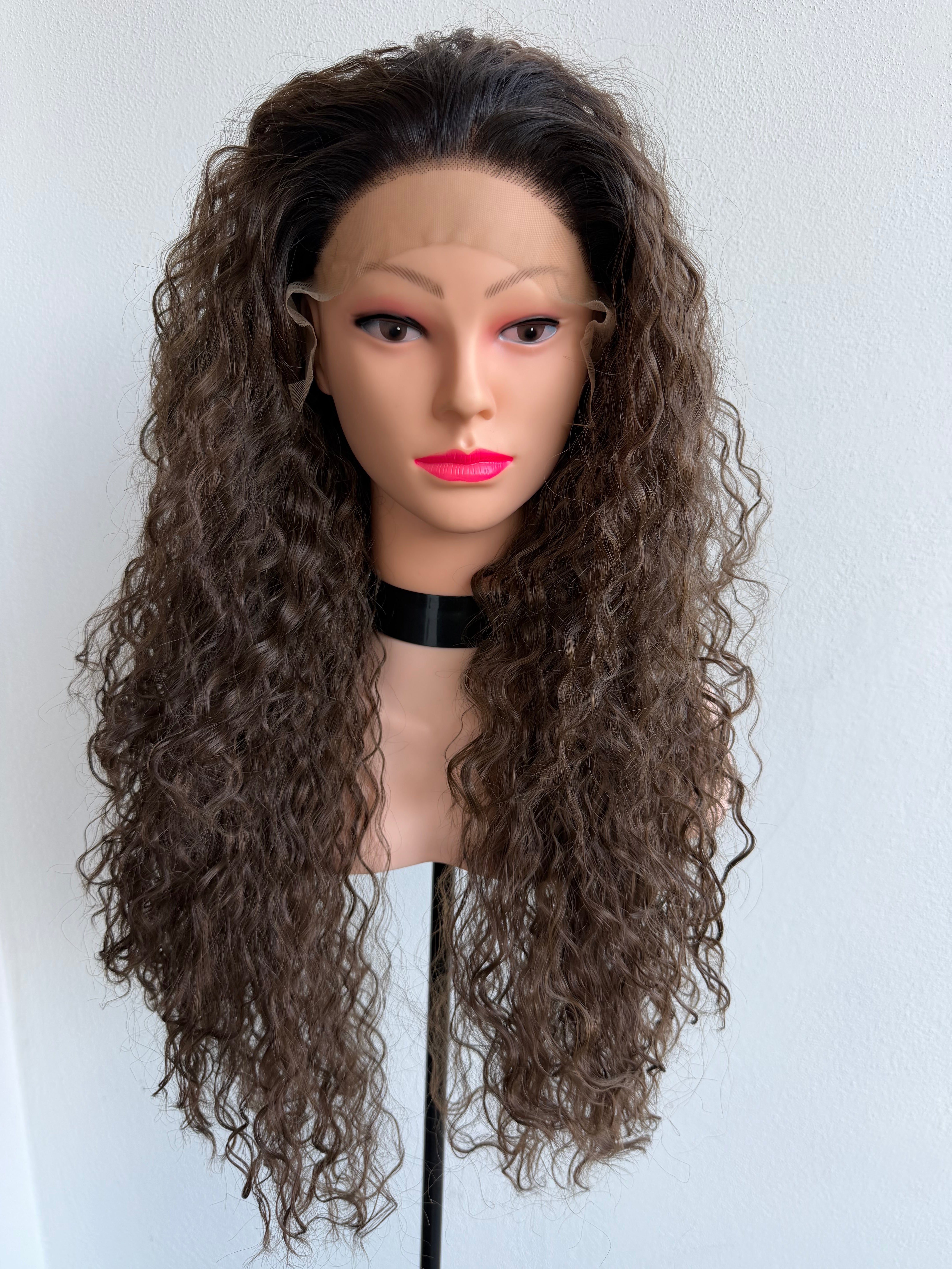 Rebecca Castana - Wig lace front