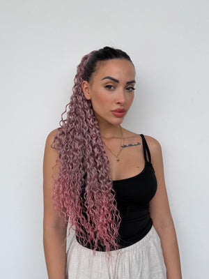 Coda di cavallo riccia rosa